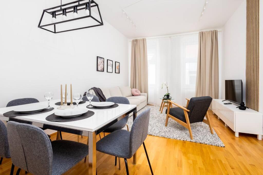 Orestaliving - 2Br On The Danube Canal 비엔나 외부 사진